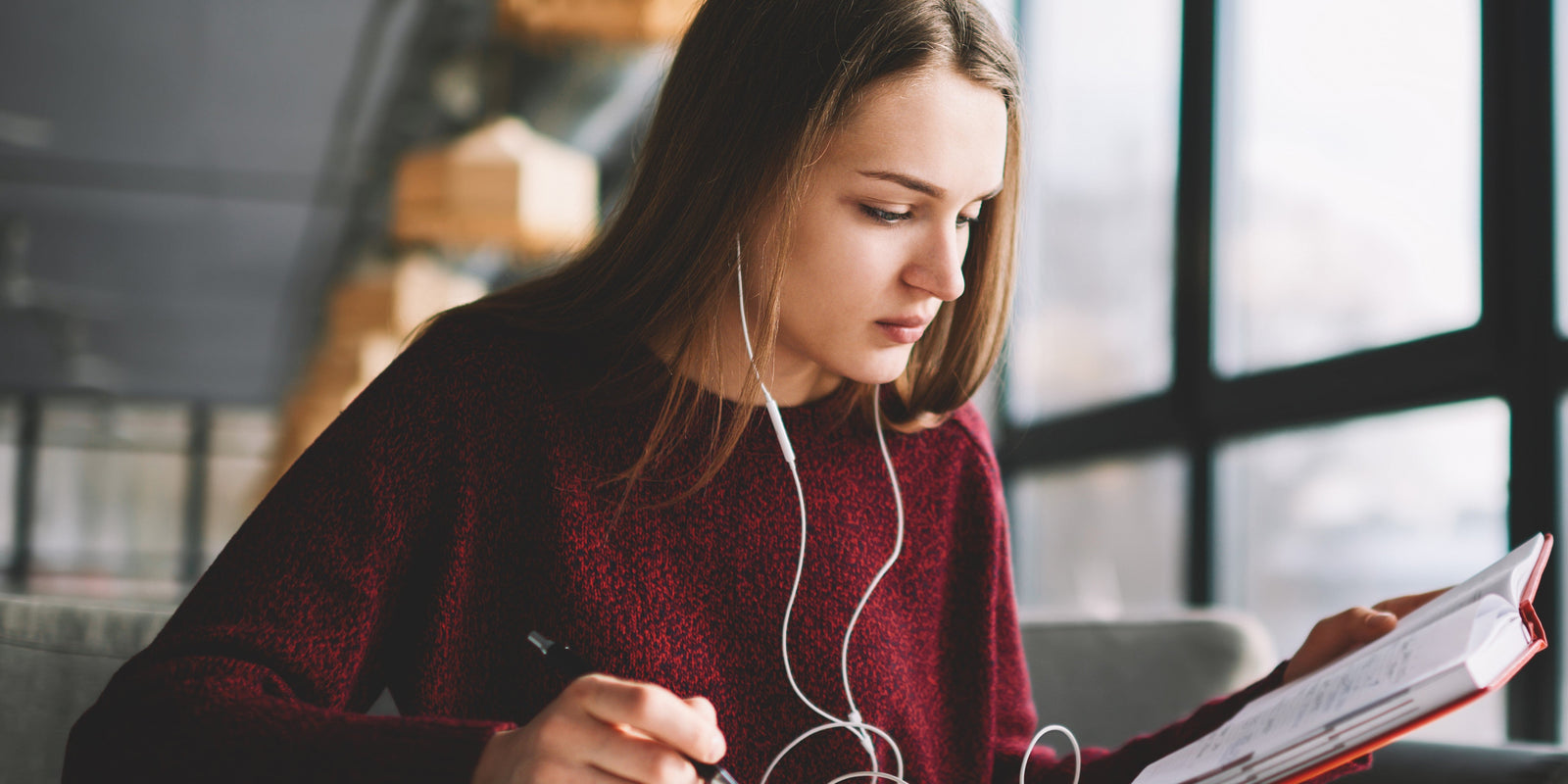 Studying Girl - Good Study Habits - Better Academic Performance - Lion’s Mane Mushroom - Brain Cognition - Mental Clarity - Focus Support - Brain Support - Troomy Nootropics in Whittier, CA Troomy Nootropics in Whittier, CA