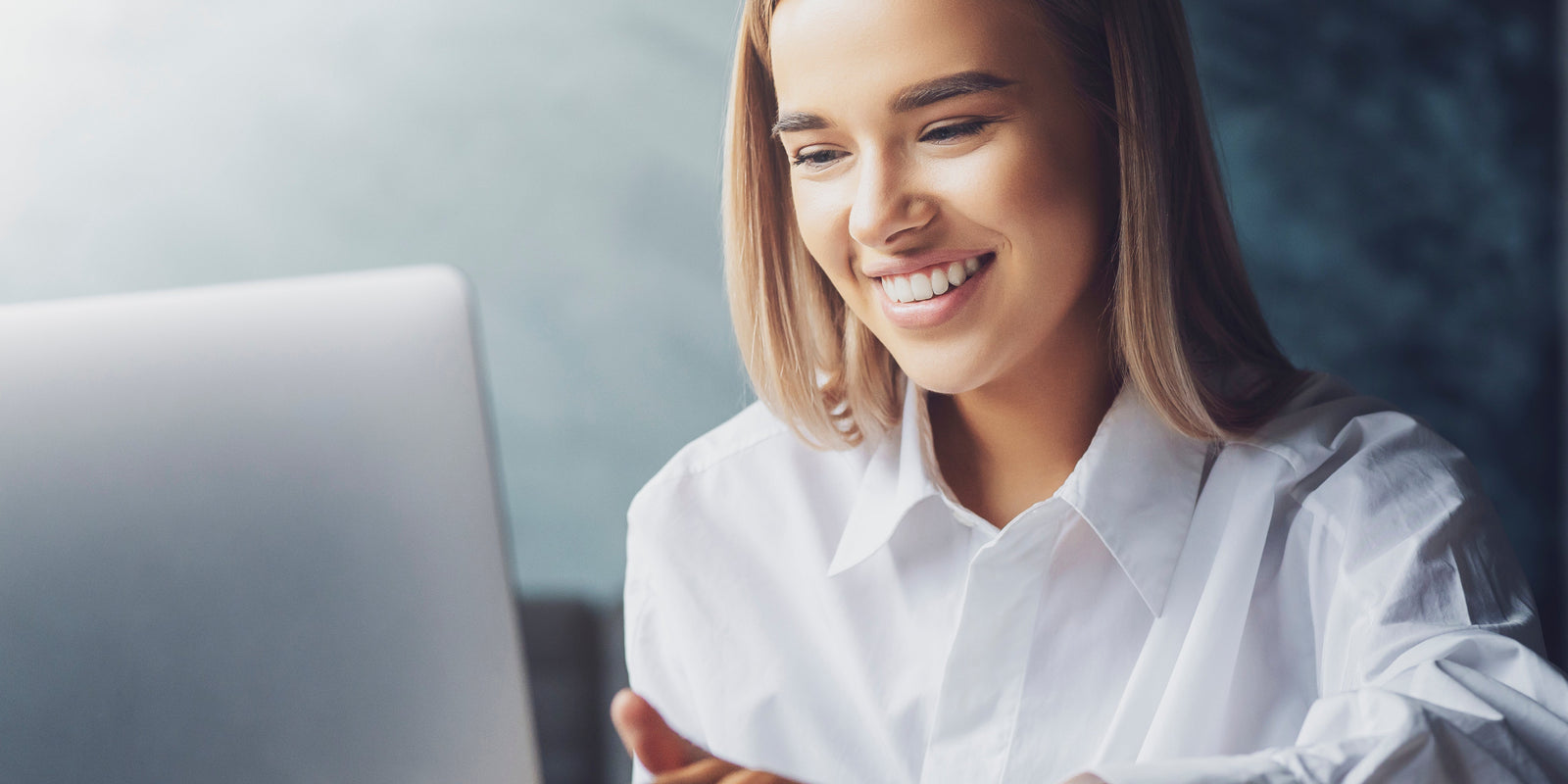 Workplace Efficiency - Woman Working at Computer - Functional Mushrooms  - Nootropics - Adaptogens - Health benefits - Holistic Wellness  - Troomy Nootropics in Whittier, CA